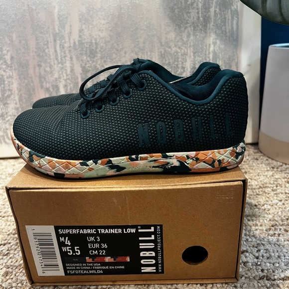 Tealish no bull shows. Like new - Picture 1 of 3